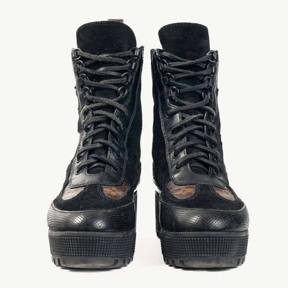 Louis Vuitton Laureate Black Suede & Monogram Canvas Patch-Applique Boots - Picture 2 of 12